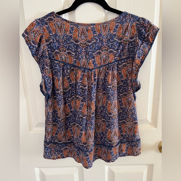 Hollister Boho Paisley Print Short Sleeve Blouse (blue/orange) Size small - Picture 3 of 4